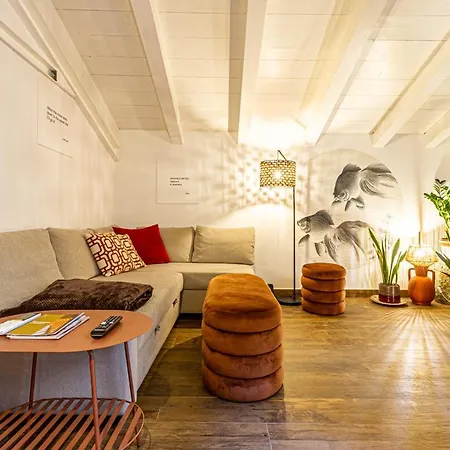 Casapoesia A Palazzo Pallavicini * Bolonya