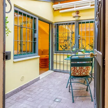 Apartamento Casapoesia A Palazzo Pallavicini Bolonia