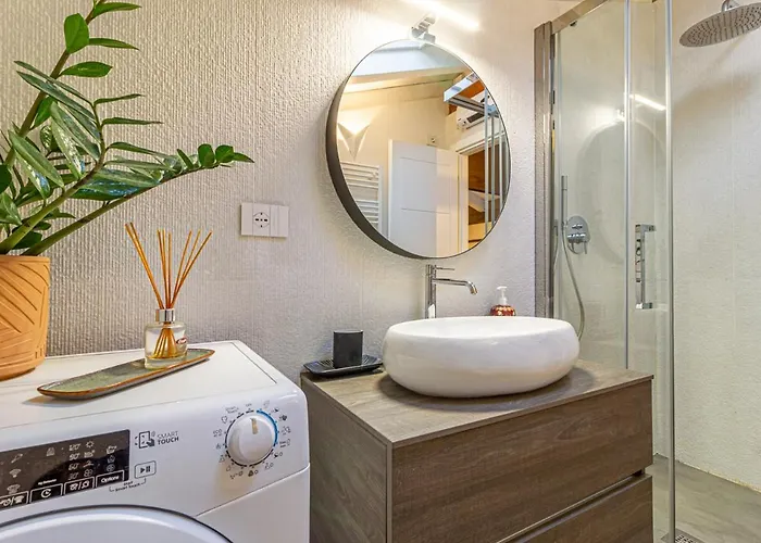 Casapoesia A Palazzo Pallavicini * בולוניה