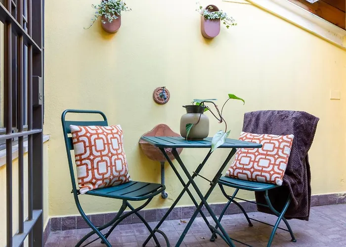 Casapoesia A Palazzo Pallavicini * بولونيا